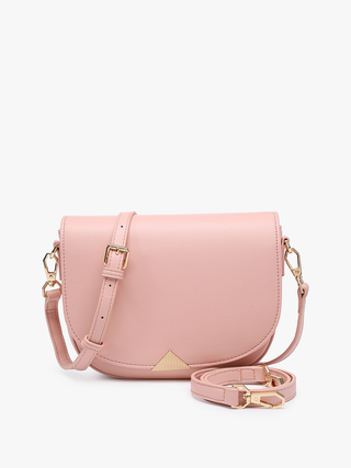 Milan Crossbody in Hell-Pfirsichrosa, goldfarbene Hardware, Klappenverschluss