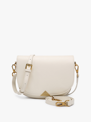 Milan Crossbody in Ivory mit Klappe, goldfarbener Schnalle und abnehmbarem Schulterriemen