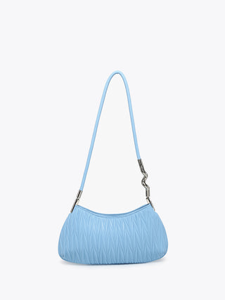 Nassau vegane Schultertasche, Babyblau, strukturierte Oberfläche, Kettenhaken am Trageriemen
